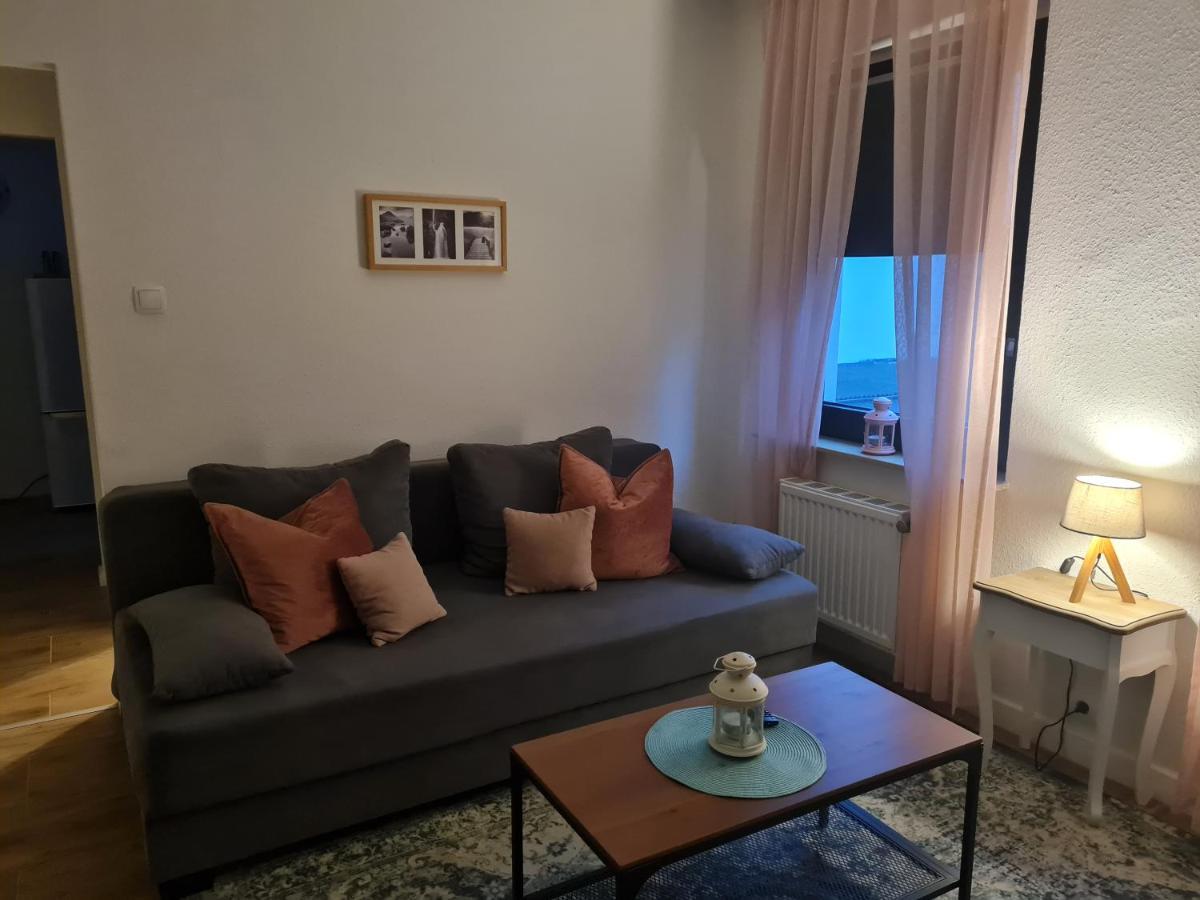 Privates, Gemuetliches Appartement นอยส์ ภายนอก รูปภาพ